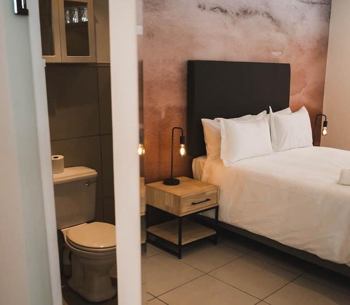To Let 2 Bedroom Property for Rent in Sea Point Western Cape